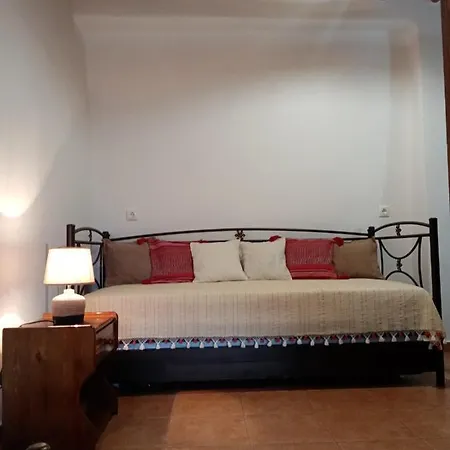 Monitsia Traditional House Khalkíon