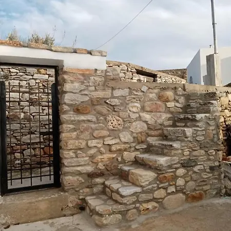Vakantiehuis Monitsia Traditional House *