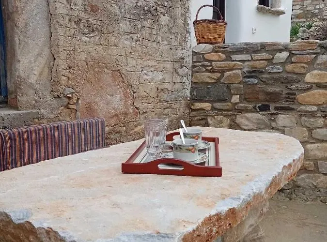 Monitsia Traditional House Dom wakacyjny Khalkíon